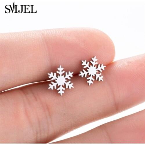SMJEL Ladies Exquisite Snowflake Earrings Statement Stud Earrings for Women Winter Wedding Fashion Jewelry Christmas Earrings