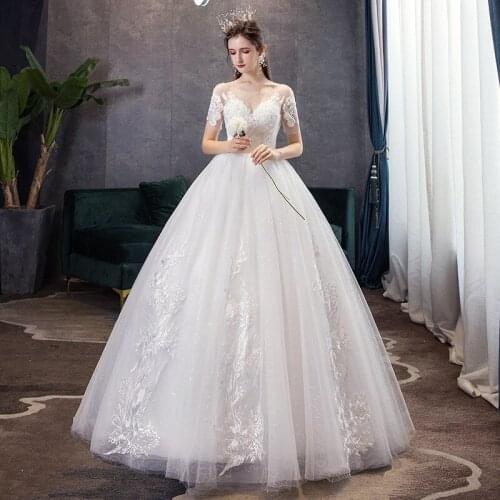 2020 Elegant V-neck Wedding Dress Short Sleeve Floor-length Wedding Gown Vestido De Noiva Lace Embroidery Plus Size Bride Dress
