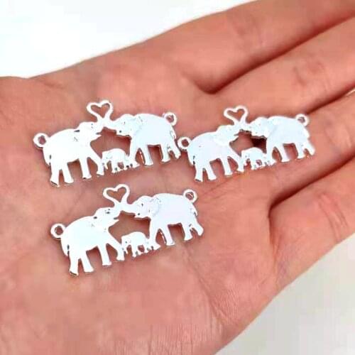 5 pcs a A warm family Elephant father mother and child pendant Elephants charm for women