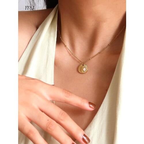 Seashell pendant necklaces for women stainless steel gold clavicle necklace bobble chain dainty elegant trendy 2021
