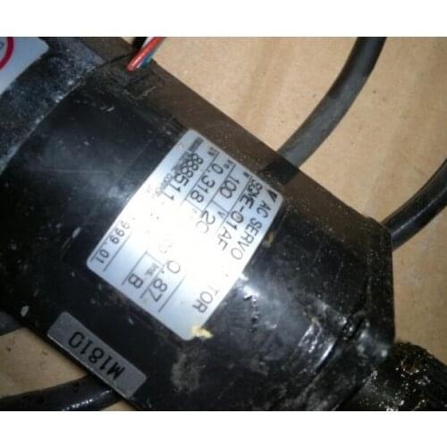 SGME-01AF13 SERVO MOTOR , used in good condition . 80% appearance new , good working , free shipping