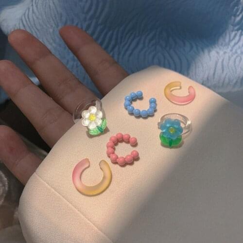 3PCS/SET 2021 Summer Cute Gradient Color Flower Ear Clip And Small Resin Beaded Girls No Hole Ear Cuff Women Stackable Earrings