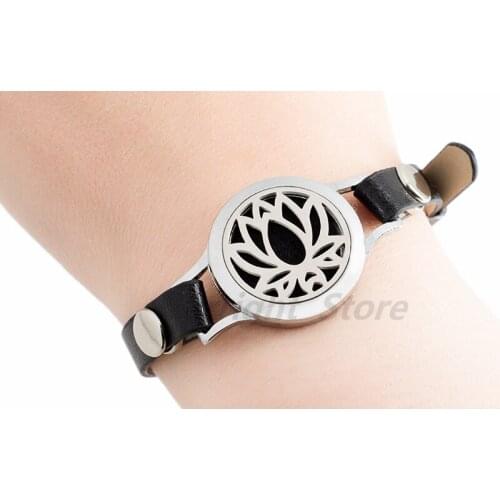 BOSHI JEWELRY Bracelets With Charms