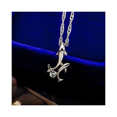 New fashion Wild rhinestone dolphin necklace For Women girl Accessories jewelry wholesale