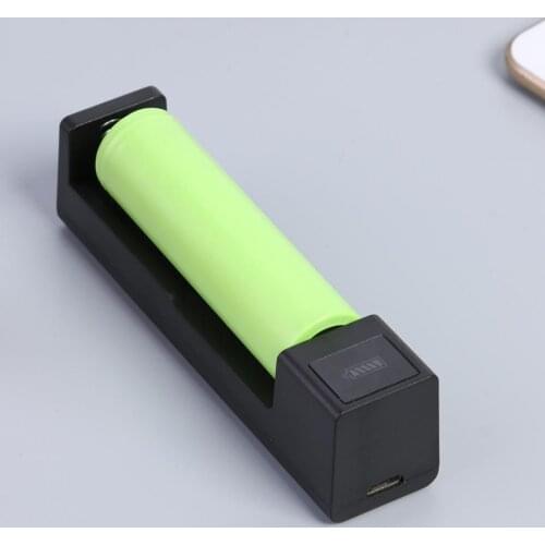 18650 Battery USB Charger Battery Quick Charging Rechargeable DC5V/1A Lithium Li-liion Battery Charger Short-circuiting Protect