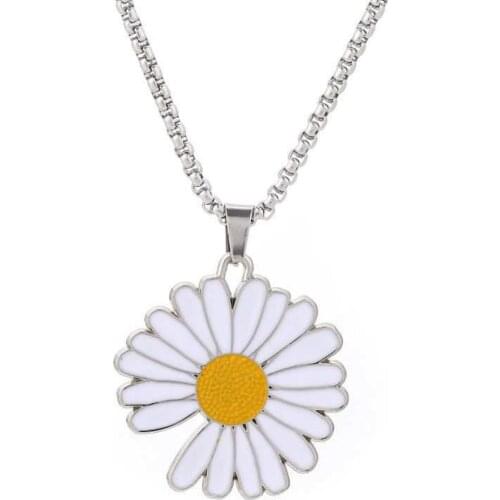 G-Dragon GD Celebrity Inspired Stainless Steel Daisy Necklace Hip Hop Titanium Steel Gap Small Daisy Necklace