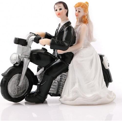 50% Hot Sale Fashion Cake Topper Bride Groom on Motorcycle Resin Figurine Wedding Ornament Cake Decorating Supplies