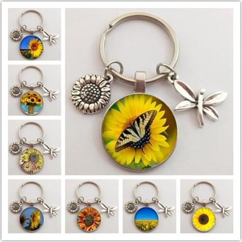 Hot sale sunflower keychain colorful round flower image car key chain bag charm metal key ring gift for female girl