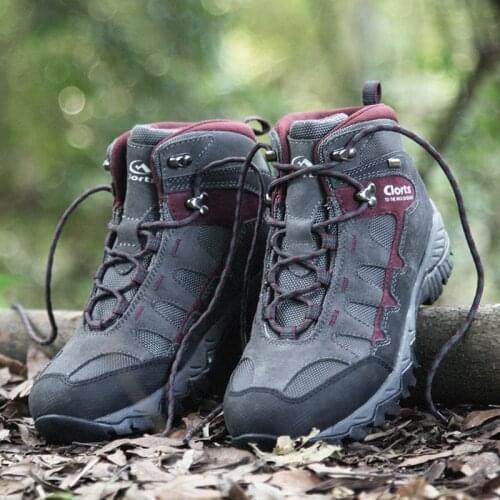 Clorts Men Climbing Shoes Outdoor Shoes Cow Suede Hiking Boots Waterproof Trekking Shoes Breathable Winter Sneakers HKM-823