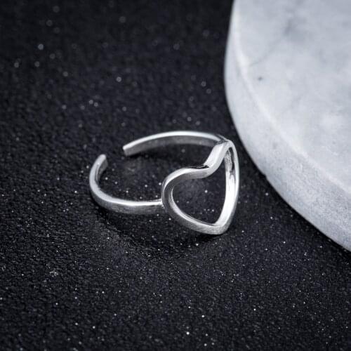 Shuangshuo Romantic Heart Finger Ring Adjustable Hollow Geometric Opening Ring Fashion Jewelry for Women Best Friend Gift