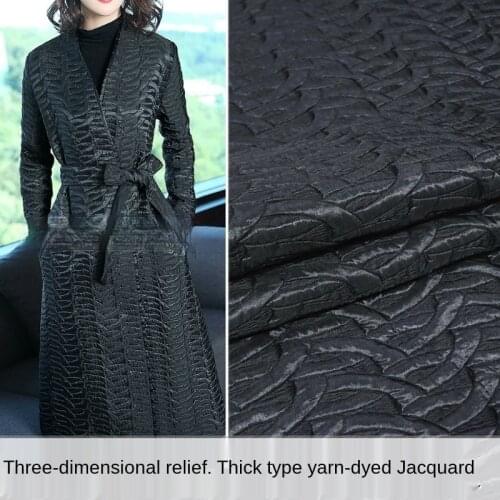 Elegant three-dimensional embossed yarn-dyed jacquard fashion fabric, sewing fabric factory shop is not out of stock