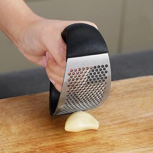 1pcs Household Garlic Press Manual Garlic Peeling Garlic Grinding Fruit Vegetable Tools Garlic Stainless Steel Kitchen Artifact