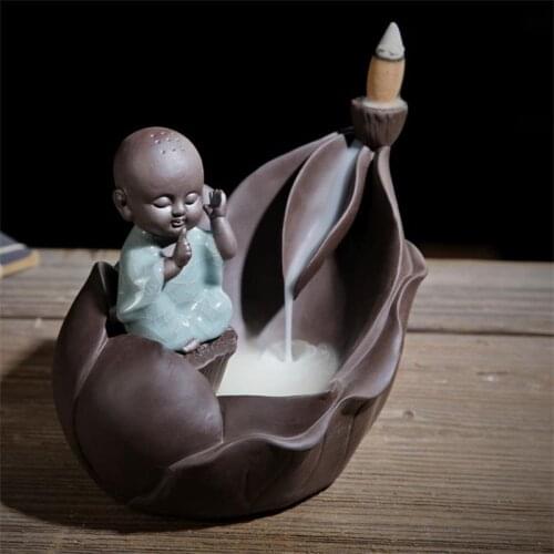 Home Decor Creative Buddhism Little Monk Incense Burner Bullet Blackflow Incense Cones Or Burner Smoke Ceramic Censer N31