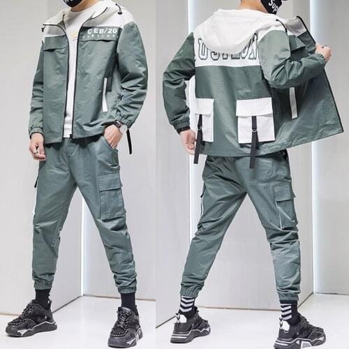 Streetwear Tracksuit Hip Hop 2 Pieces Set Mens Casual Pockets Suits Hooded Sweatshirts Men Jacket And Pants Mens Clothing Sets