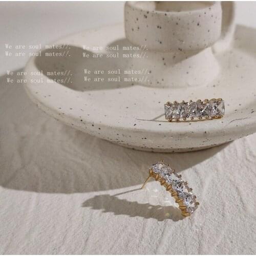 Simple Fashion Gold Plated Small Micro Zircon Earrings for Women Elegant French Style Stud Earring Handmade Jewelry 2021