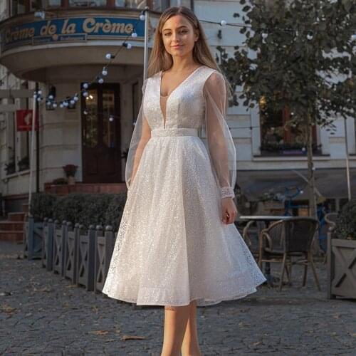 2021 Graceful White Ivory Long Sleeves Scoop Wedding Dresses A Line Sequin Knee Length Beach Bridal Gowns Custom with Sash
