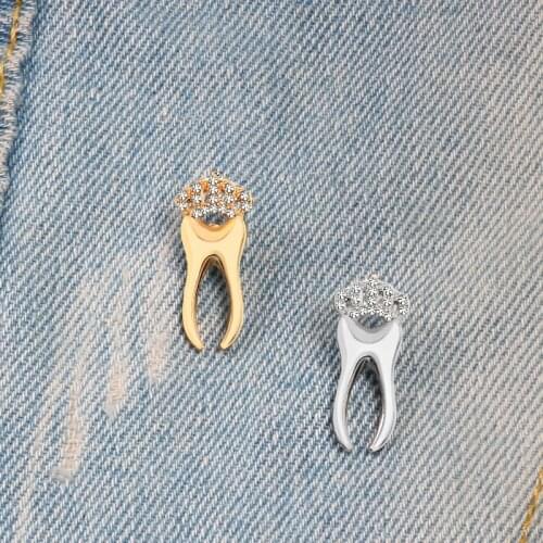 Hot Metal Teeth Brooch Golden Silver Color Crystal Crown Enamel Pins Trendy Funny Costume Badge Fashion Jewelry Gift For Dentist