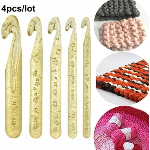 4pcs/set Large Size Crochet Hook Plastic Transparent 17cm Long Crochet Needle Knitting Needles Thick Wool Tool