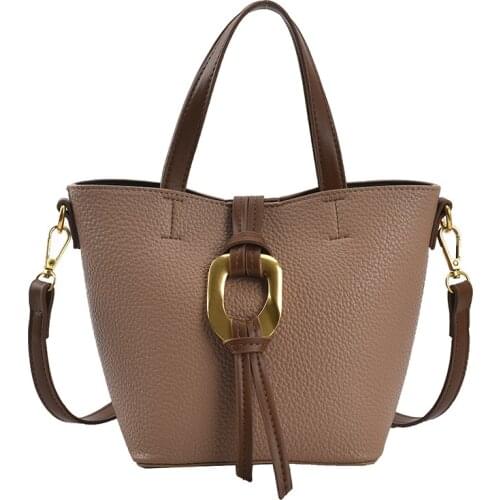 High Quality Retro Messenger Handbags Personalized Horseshoe Buckle Portable Bucket Bag 2021 New Fashion Ladies Shoulder Bag