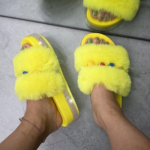 2021 Summer New Women Sandals Open Toe Outdoor Yellow Fluffy Slippers Comfortable Female Shoes Plush Chunky Sandals Platform