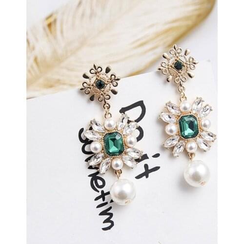 New Luxury Green Rhinestone Charm Pearl Pendant Drop Earrings for Women Girls Vintage Korean Long Earring Statement Jewelry