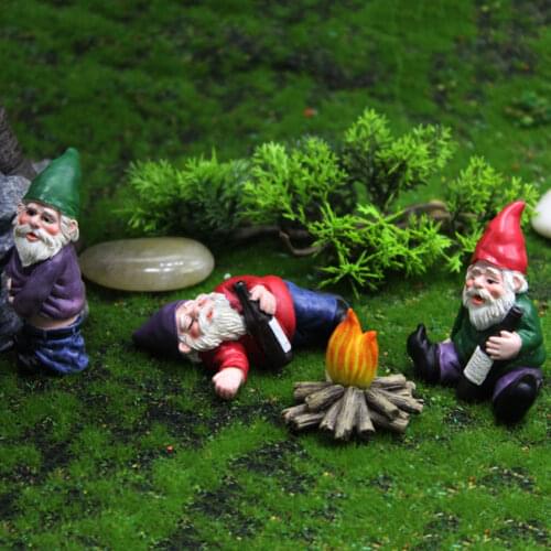 Fairy Garden Mini Gnomes Statue Resin Moss Micro Landscape Decoration Outdoor Fairy Miniature Dwarf Figurine Resin Ornaments