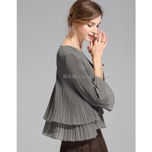Miyake pleated cropped womens tops 2021 large size loose trumpet sleeves casual solid European station T-shirts for woman