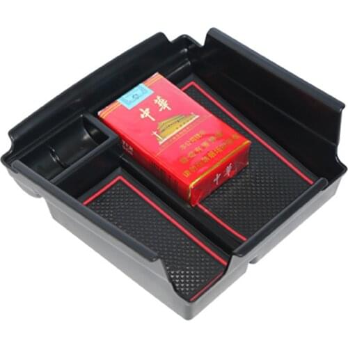 New Suitable for Alfa Romeo Giulia Central Car Center console Armrest Box Car Storage Storage Storage Box