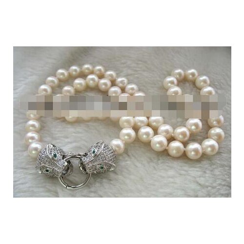 Freshwater pearl white 8-9mm &leopard necklace 18"