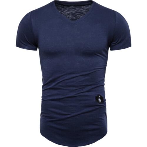 New Summer Pure Cotton T Shirts Men Brand Fashion Long Style Slim Fit V-neck Tees Solid Giraffe Embroidery Tops Men