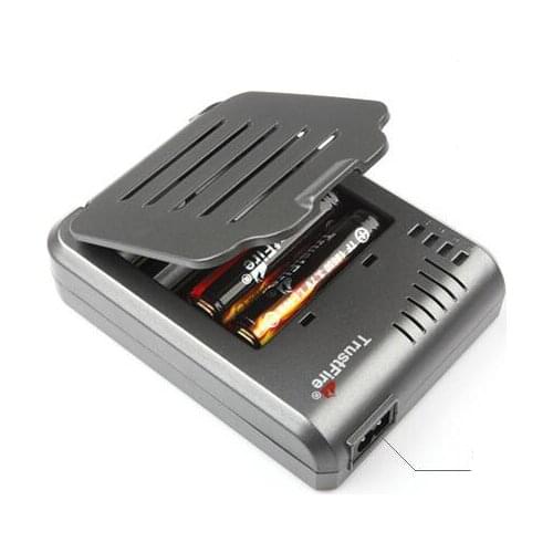 2* TrustFire 18650 3.7V 2400mAh Rechargeable Protected Batteries +Trustfire TR-003 4P Universal Li-ion Battery Charger,20set/lot