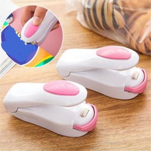 1pcs Kitchen Accessories Tool Mini Portable Food Clip Heat Sealing Machine Sealing Machine Home Fast Food Pack Sealing Machine