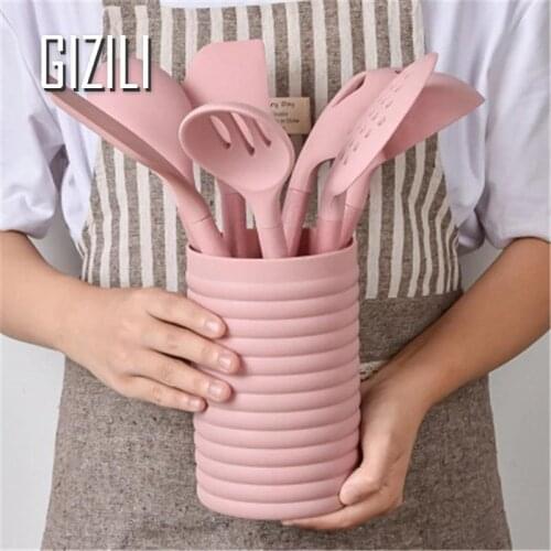 Kitchen Utensils Set Silicone Cookware Wooden Long Handle Non-Stick Spatula Colander Baking Tool Handle Cooking Accessories