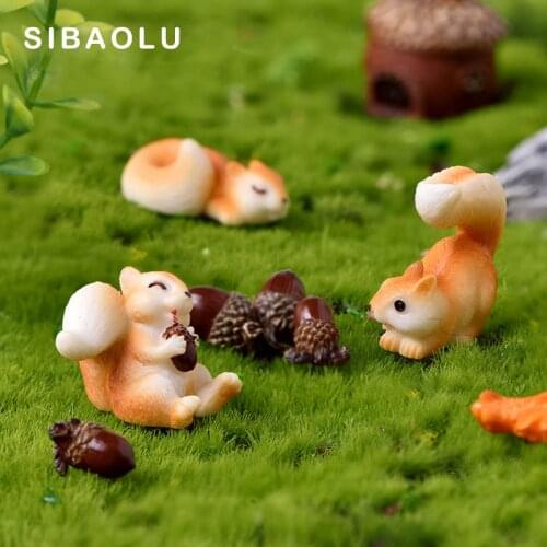 5pc Resin Squirrel Pine Cone House Figurine Cartoon Animal Model Home Decor Miniature Fairy Garden Decoration Accessories Modern