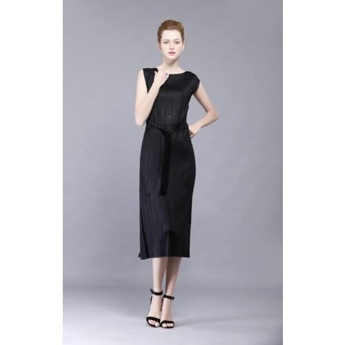 HOT SELLING Miyake Cultivate ones morality show thin summer new fold belt split sleeveless dresses IN STOCK