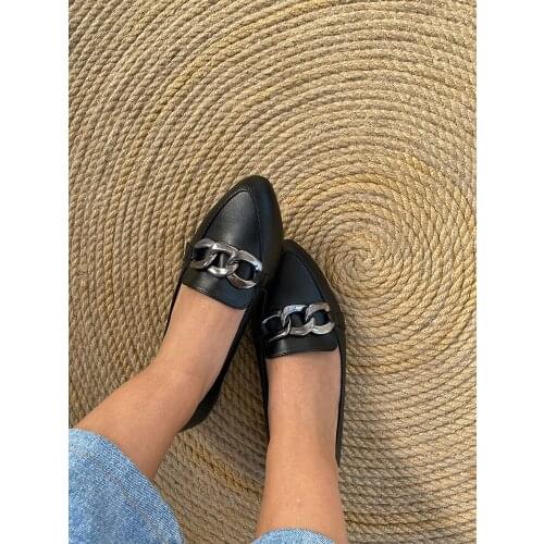 Lotin Spring and Summer Flat Loafer Shoes Comfortable and Stylish Ballet Fashion Elegant Chain Nude and Black