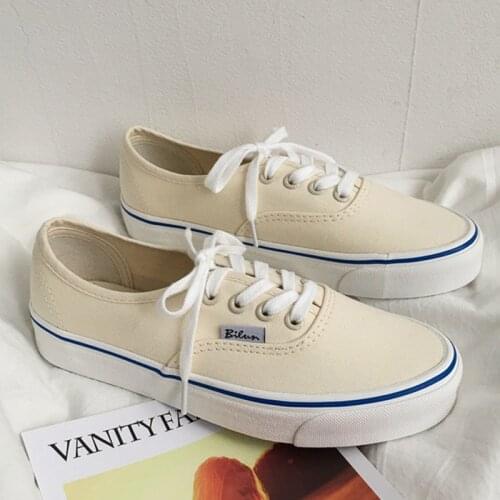 Women Sneakers Classic Skateboard White Shoes Comfortable Fashion Casual Canvas Vulcanized Shoes Flats Ladies Tenis Feminino