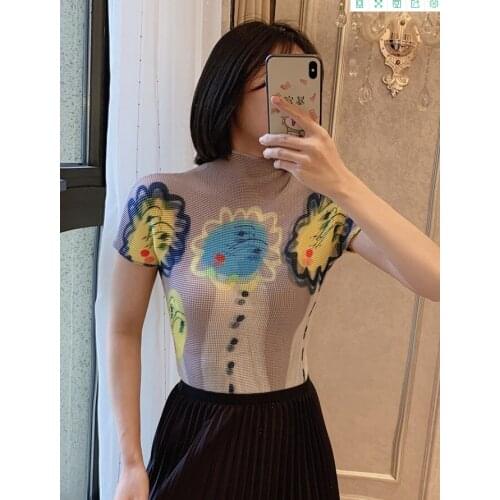 HOT SELLING Miyake fashion short sleeve Tofu pleats turtleneck Sexy Thin print T-shirt IN STOCK