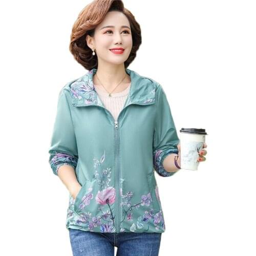 Middle-aged Elderly Womens Jacket Summer Thin Print Coat Sun Protection Clothing Female Hooded Windbreaker Outerwear Plus 4XL W