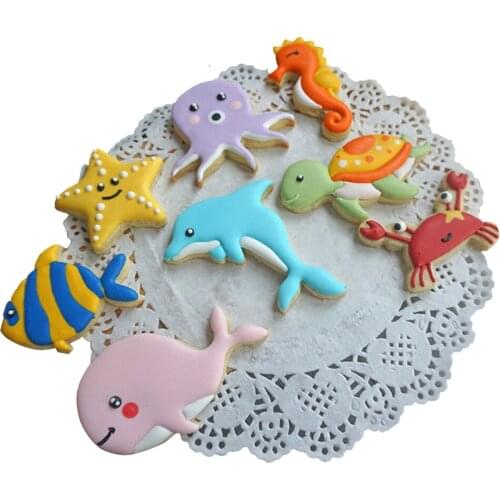 8Pcs/set Cake Mold Sea Creatures Biscuit Cookie Cutter Cookies Mold Whale Dolphin Octopus Crab Turtle Fondant Kitchen Tool