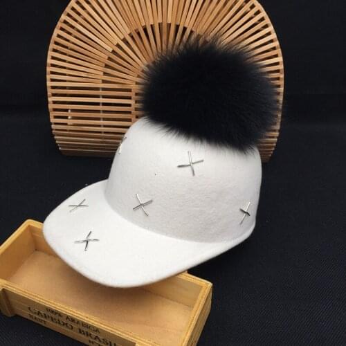 True fox hair bulb equestrian cap female baseball cap melting reduction age white wool embroidery cap hat of qiu dong