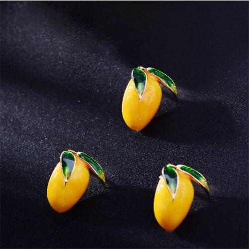 New Cute Mini Mango Collar Pin Fashion Fruit Enamel Pins Brooches for Women Lapel Pin Bag Accessories Small Jewelry Mujer broche