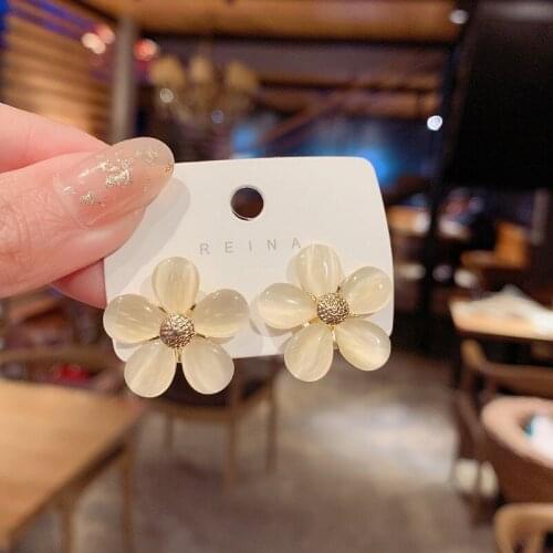 JUWANG Real Gold Filled Stud Earrings Luxury Fine Jewelry Moonstone Patchwork Earrings For Women Party Decoration Piercing