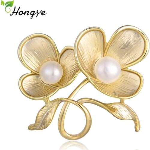 Hongye Unique Gold Color Copper Flower Pearl Abnormity Brooches Pins For Women Girl Party Cute Jewelry Hot Sale Gift