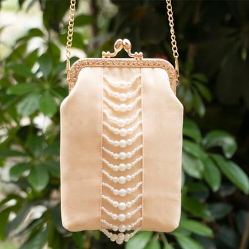 Dropshipping Chinese Court 2021 Lady Golden Frame Patchwork Handbag Totes Embroidery Ball Hasp Pearl Women Crossbody Bags