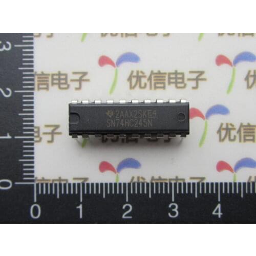 Free shipping new original 74HC245 DIP-20 / eight-phase three-state bus transceiver / 74HC245N Octal bus transceiver; 3-state