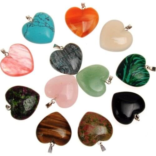 12pcs Crystal Quartz Heart Love Carved Palm Worry Stone Chakra Pendants Random Colors for Wedding Jewelry Bridesmaid Making Free