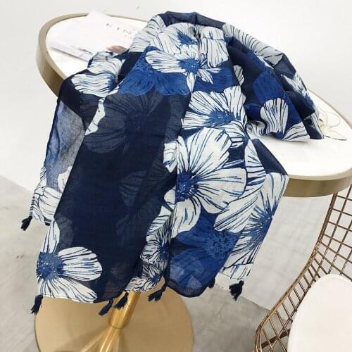 2018 Newest Women Floral Pattern Cotton Tassel Scarf 10PCS/LOT