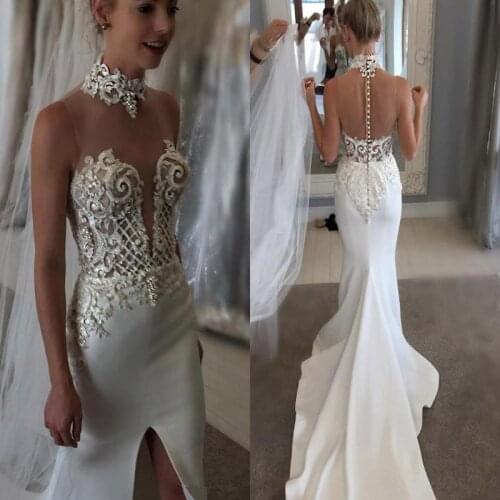 Side Split Mermaid Wedding Dresses Crystals Beaded Lace Appliques High Neck Bridal Gowns Buttons Back Beach Wedding Dress robe d