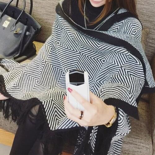 Coat Winter Female Womens Ponchos Korean Streetwear Long Cloak Autumn Thick Warm Ponchos and Capes Ladies Capa LW2099